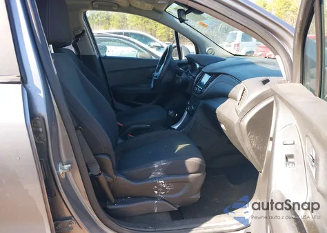 2020 Chevrolet Trax Fwd Ls z USA, uszkodzony, nr VIN 3GNCJKSB1LL146281